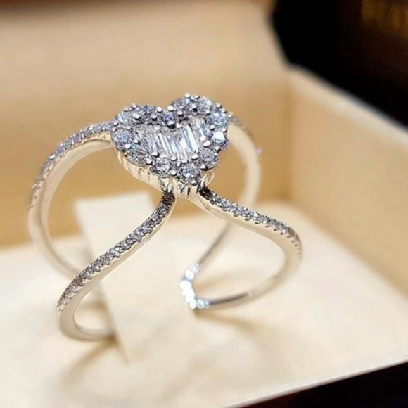 Heart Ring❤️ - Picture 1 of 3